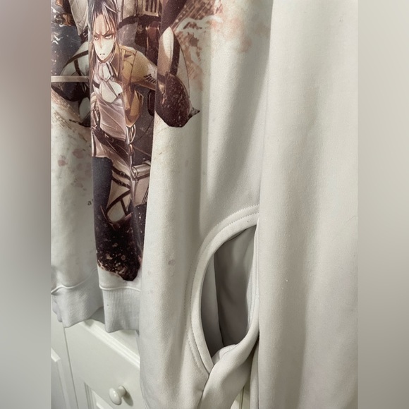 Attack on Titan Hoodie - Picture 5 of 5